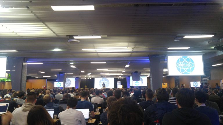 Crowd in React Europe
